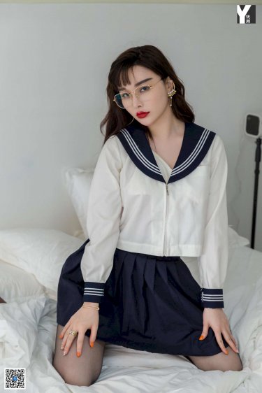 艳妇乳肉豪妇荡乳后续黄蓉